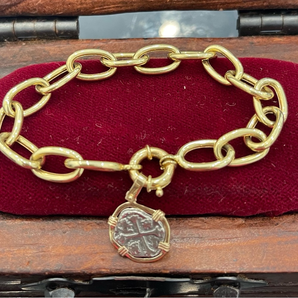 @tajohn53 14k gold handmade bracelet 7” long with atocha charm in 14k gold bezel